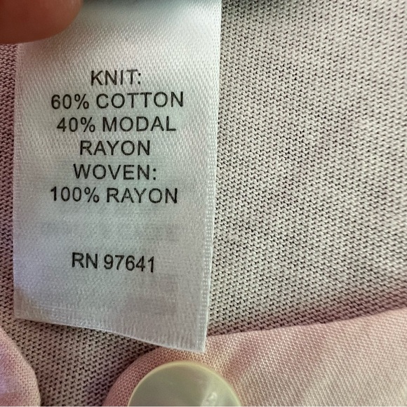 J. Jill Light Pink Feminine Buttoned Front Lightweight Adjustable Sleeve Tunic - Picture 9 of 13